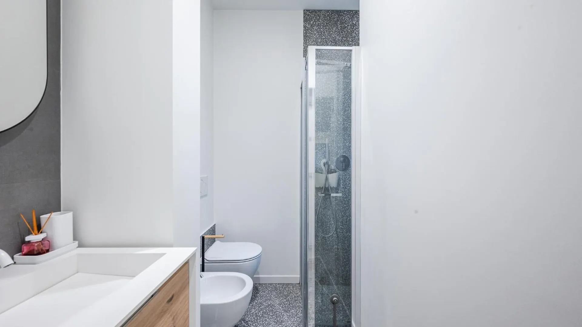 2 Min Metro - Modern Design Apartment In Porta Venezia Milan