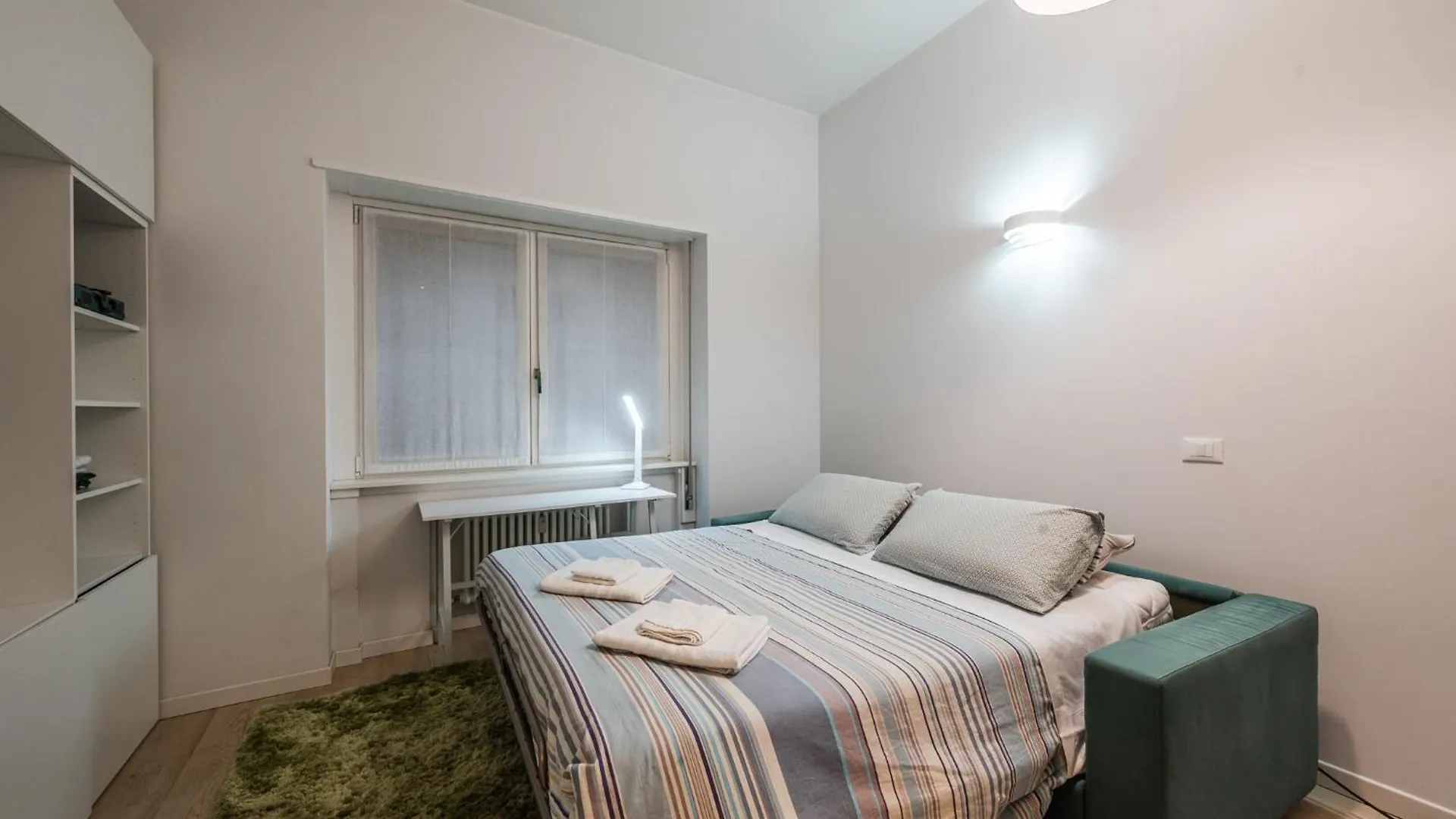 2 Min Metro - Modern Design Apartment In Porta Venezia Milan 0*,  Italy